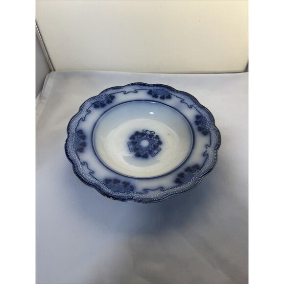 W.H. Grindley Flow Blue Soup Bowl, Shamrock Pattern, 9" Diameter, Shallow Bowl - Picture 2 of 12